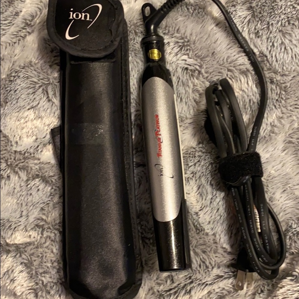 Ion Titanium Platinum Flat Iron
